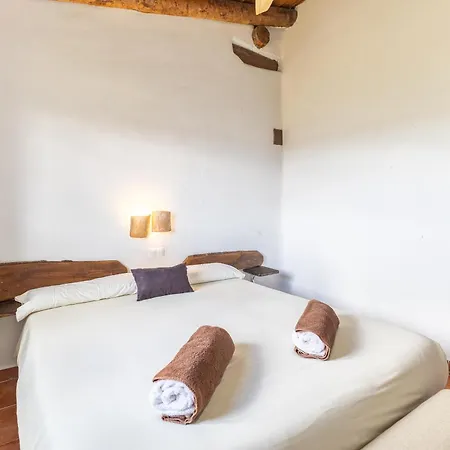 Casitas Granja El Enebral * Santo Tomé del Puerto
