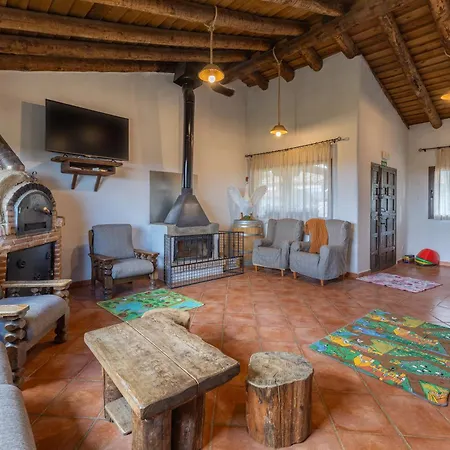 Casitas Granja El Enebral