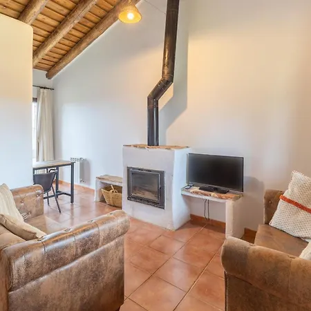 Casitas Granja El Enebral