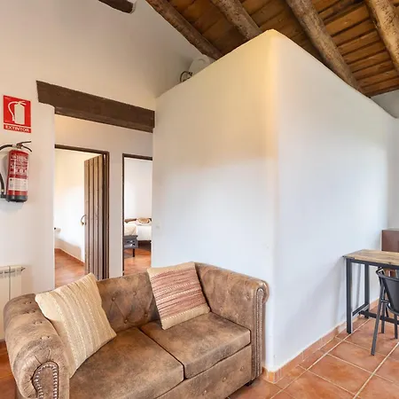 Casitas Granja El Enebral * Santo Tomé del Puerto